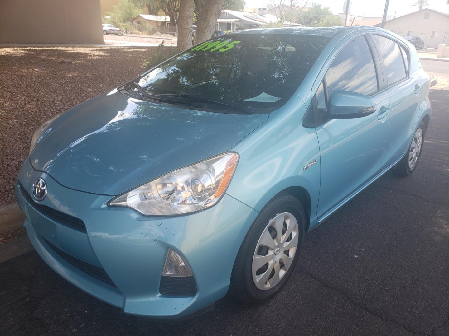 2013 Toyota Prius c C (JTDKDTB36D1) with an 1.5L L4 16V DOHC TURBO engine, Continuously Variable Transmission transmission, located at 323 E Dunlap Ave., Phoenix, AZ, 85020, (602) 331-9000, 33.567677, -112.069000 - 2013 Toyota Prius C,..... EXCELLENT condition, A Real Must See!!.... No accidents, Power everything, Ice cold ac, Stereo/CD player, bluetooth, phone sync, Clean black and gray interior with gray cloth seats in near perfect condition, power windows, power door locks, clean Arizona title, Runs and Dri - Photo#0